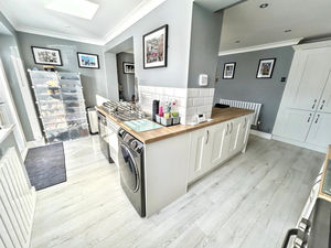 Photo 6- click for photo gallery